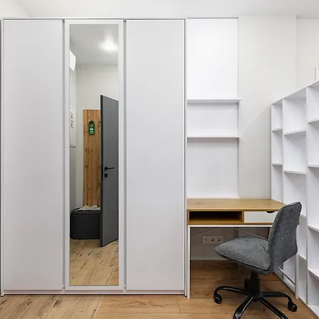 Jam Shevchenka Apartamento