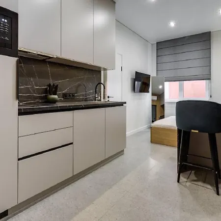 Daire Jam Shevchenka *